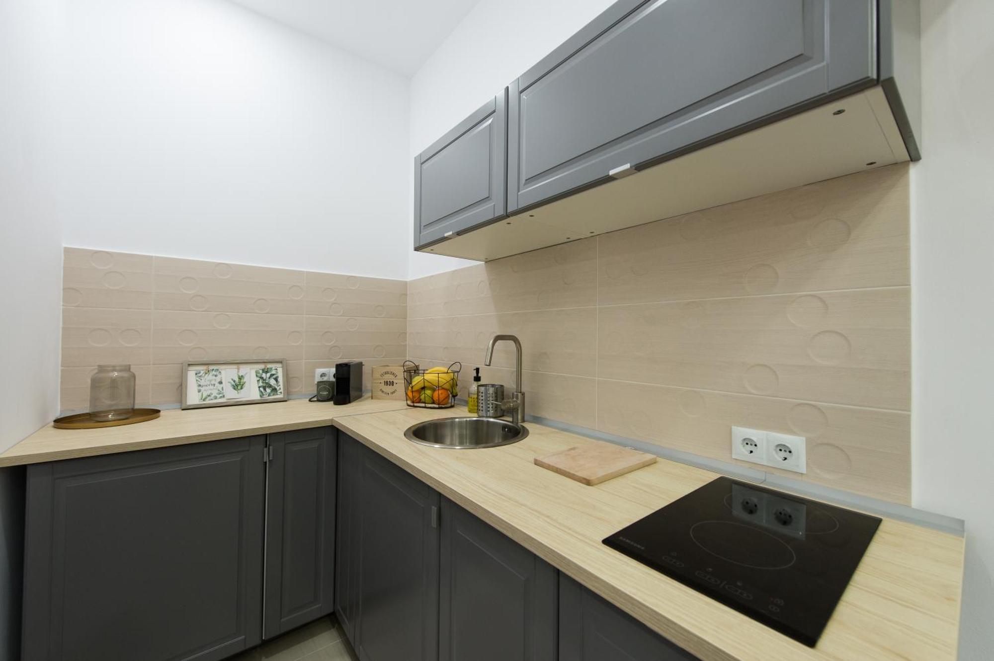 Gorgeous Brasov Flat With Patio And Mountain Views Braşov Exterior foto