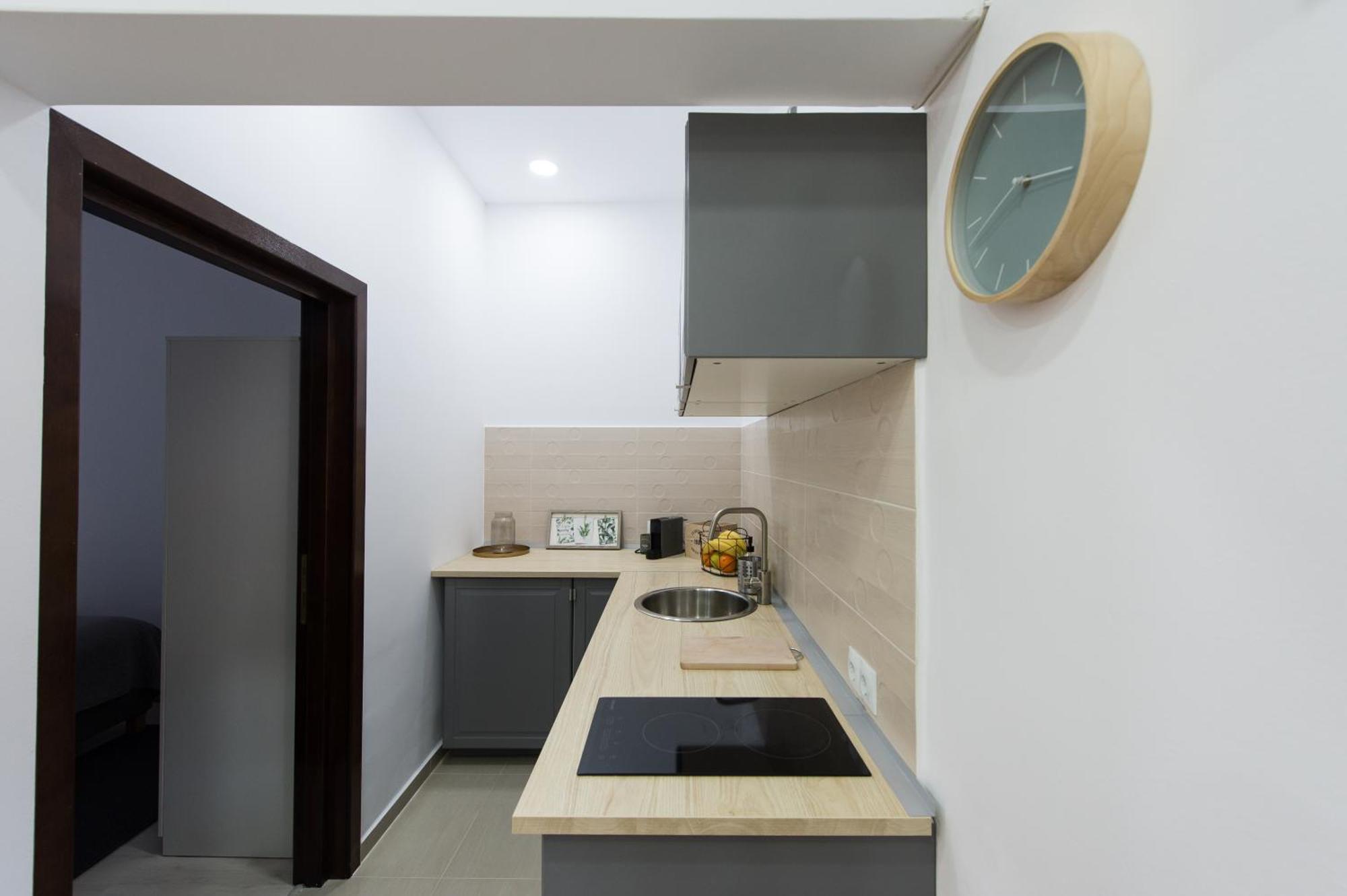 Gorgeous Brasov Flat With Patio And Mountain Views Braşov Exterior foto